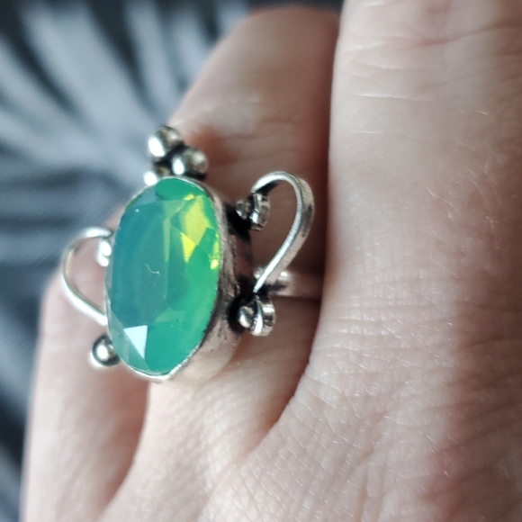 New Milky Green Fire Opal 925 Silver Ring. - Picture 8 of 12